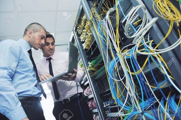 مطلوب شباب وبنات بدون خبرة للعمل Network Engineer بالدعم الفني بشركات 