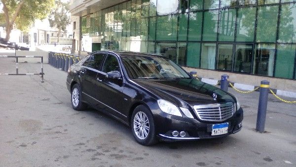 ايجار مرسيدس e 250 بسعر رخيص 