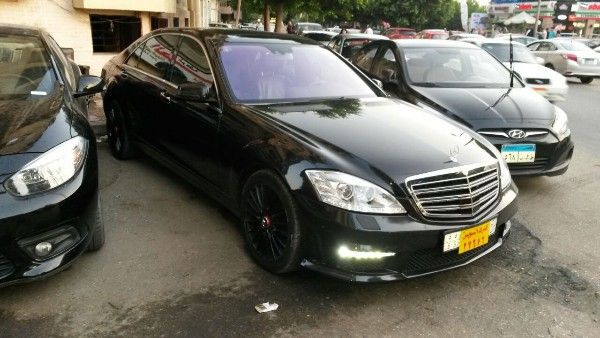 سيارة مرسيدس S500