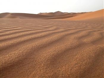 قطعة أرض صحراوية صالحة للاستثمار للبيع ببني سويف