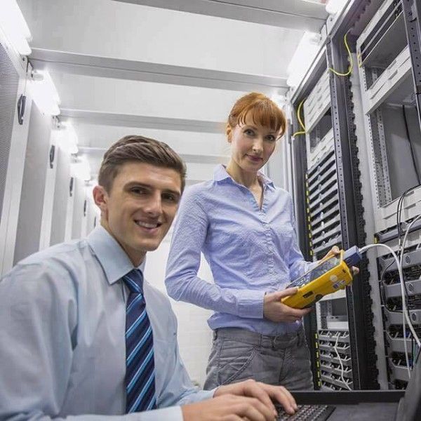 مطلوب شباب بدون خبرة للعمل Network Engineer بالدعم الفني