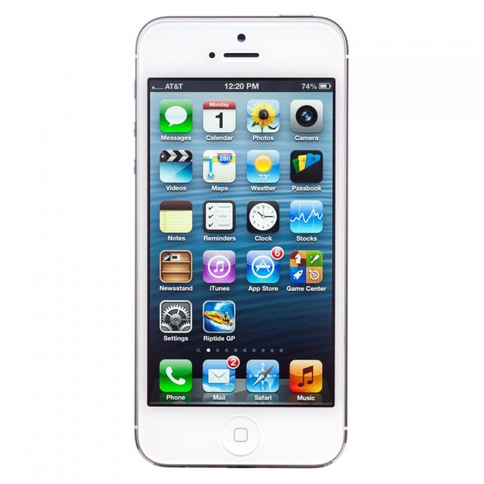 iphone 5 أبيض كالجديد - بالعلبة الأصلية