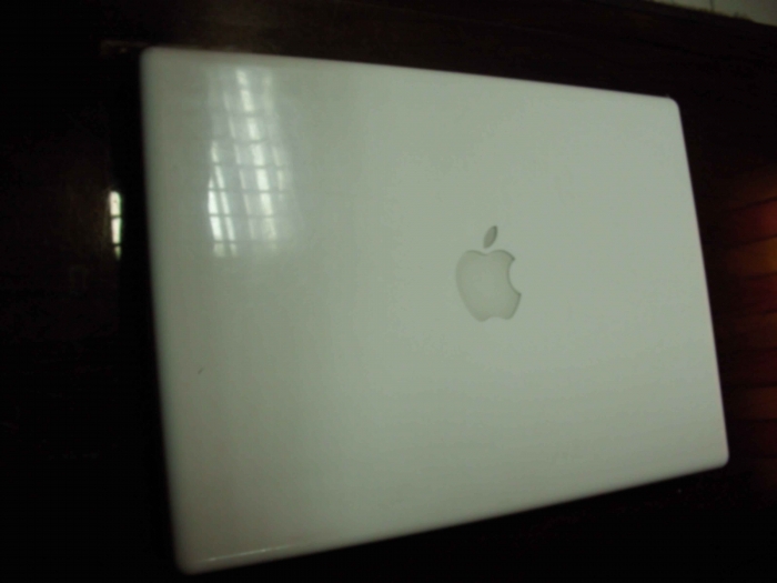 Apple Macbook Laptop